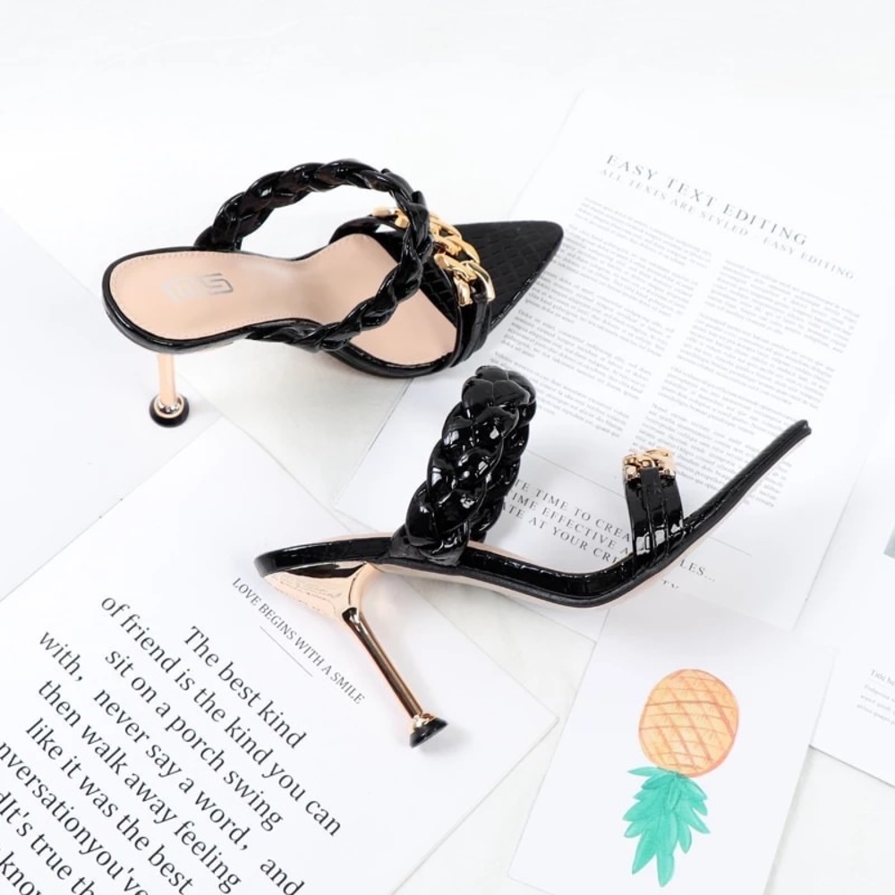 2022 new summer 42-size shoes pointed with woven Women heels sandals women's